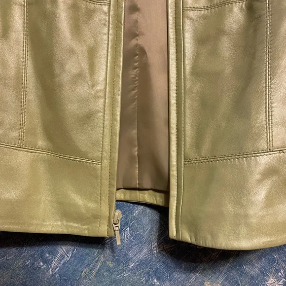 Revue Green Leather Jacket 10 - Picture 3 of 9